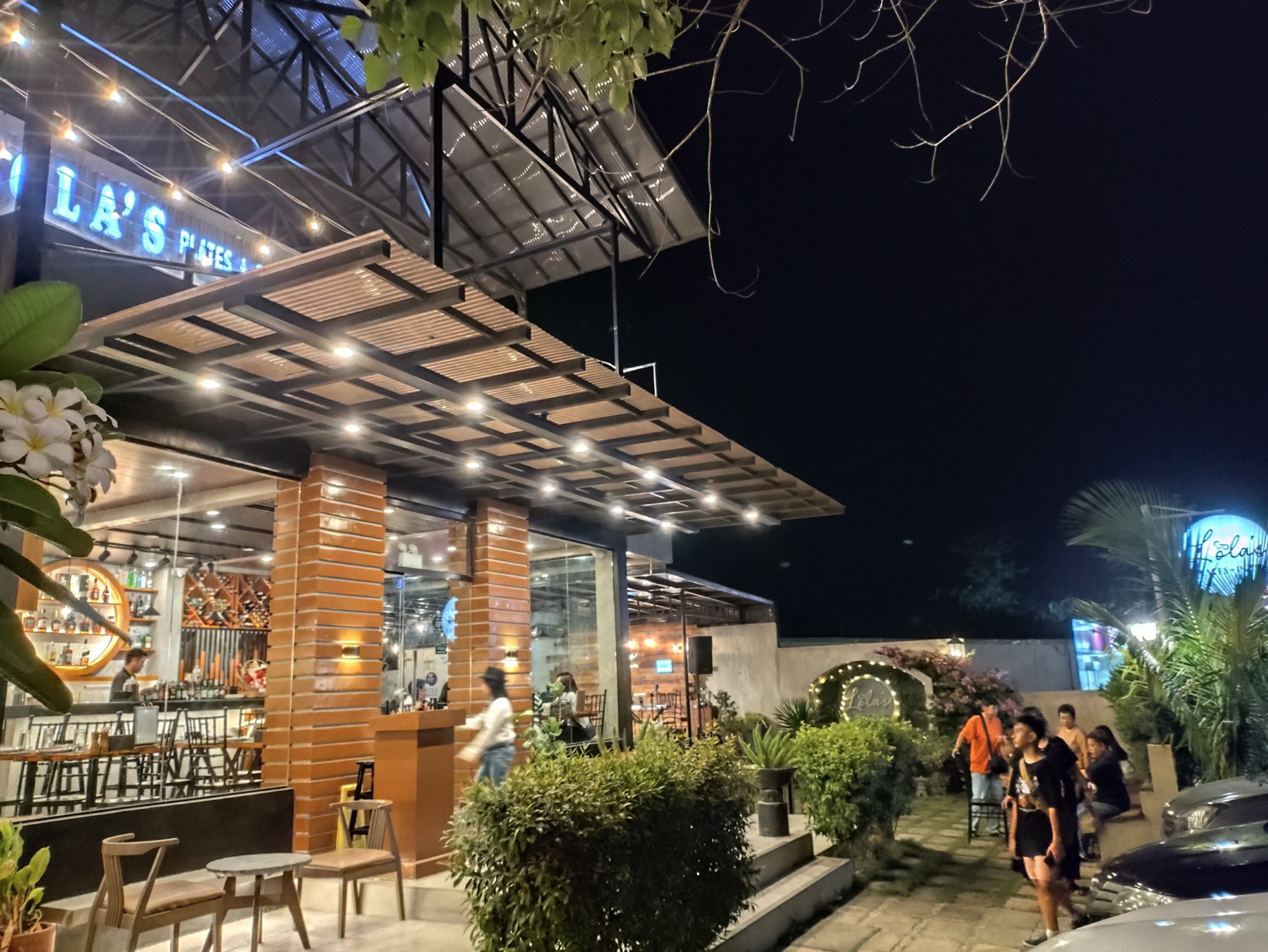 Community event at Lola's Plates and Pours, Cavite